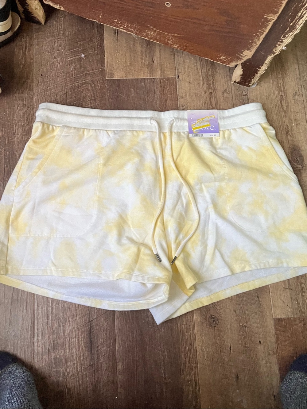 Stars Above Pale Yellow & White Tie-Dye Lounge Shorts